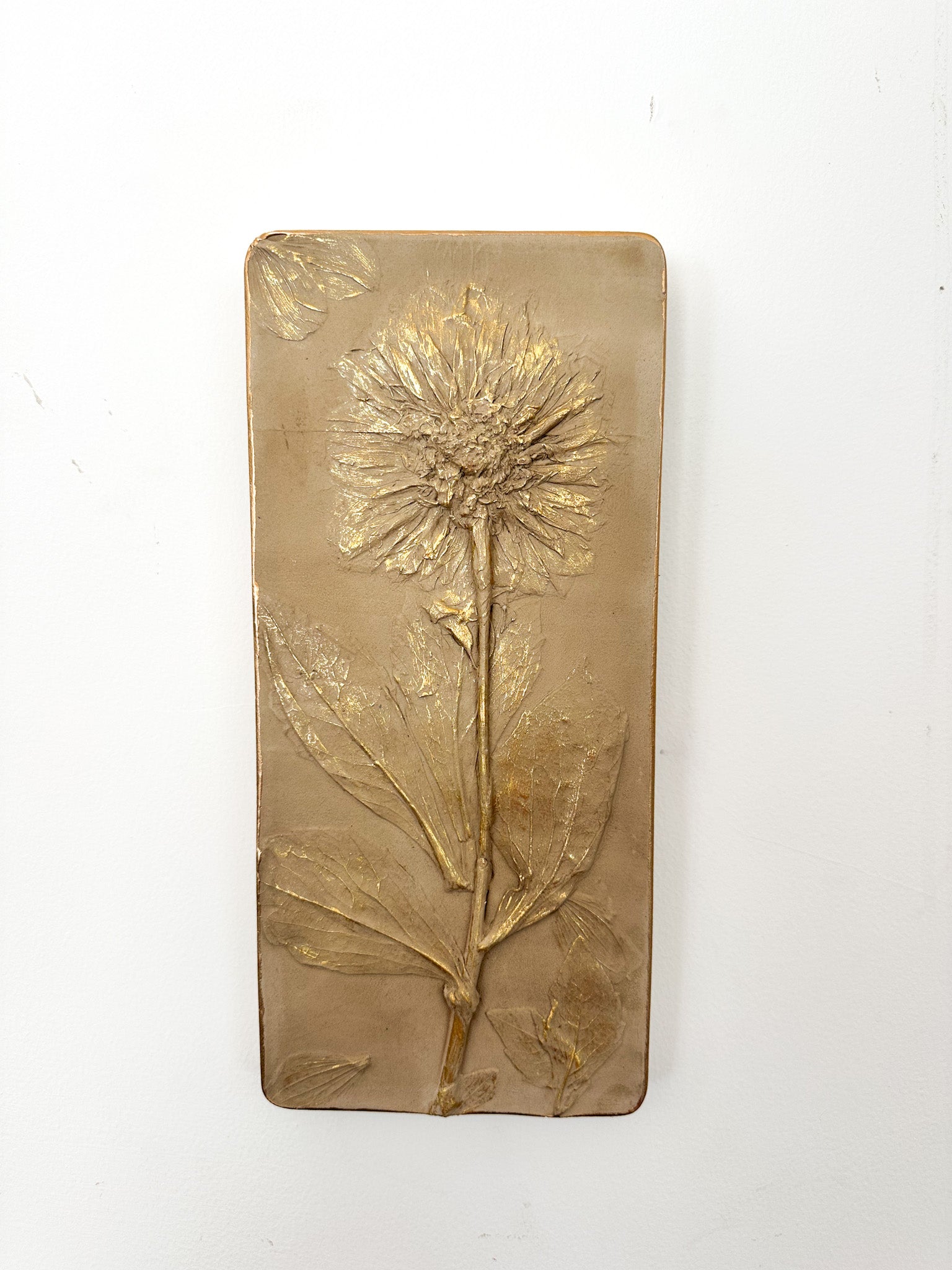 Dahlia Flower Botanical Cast